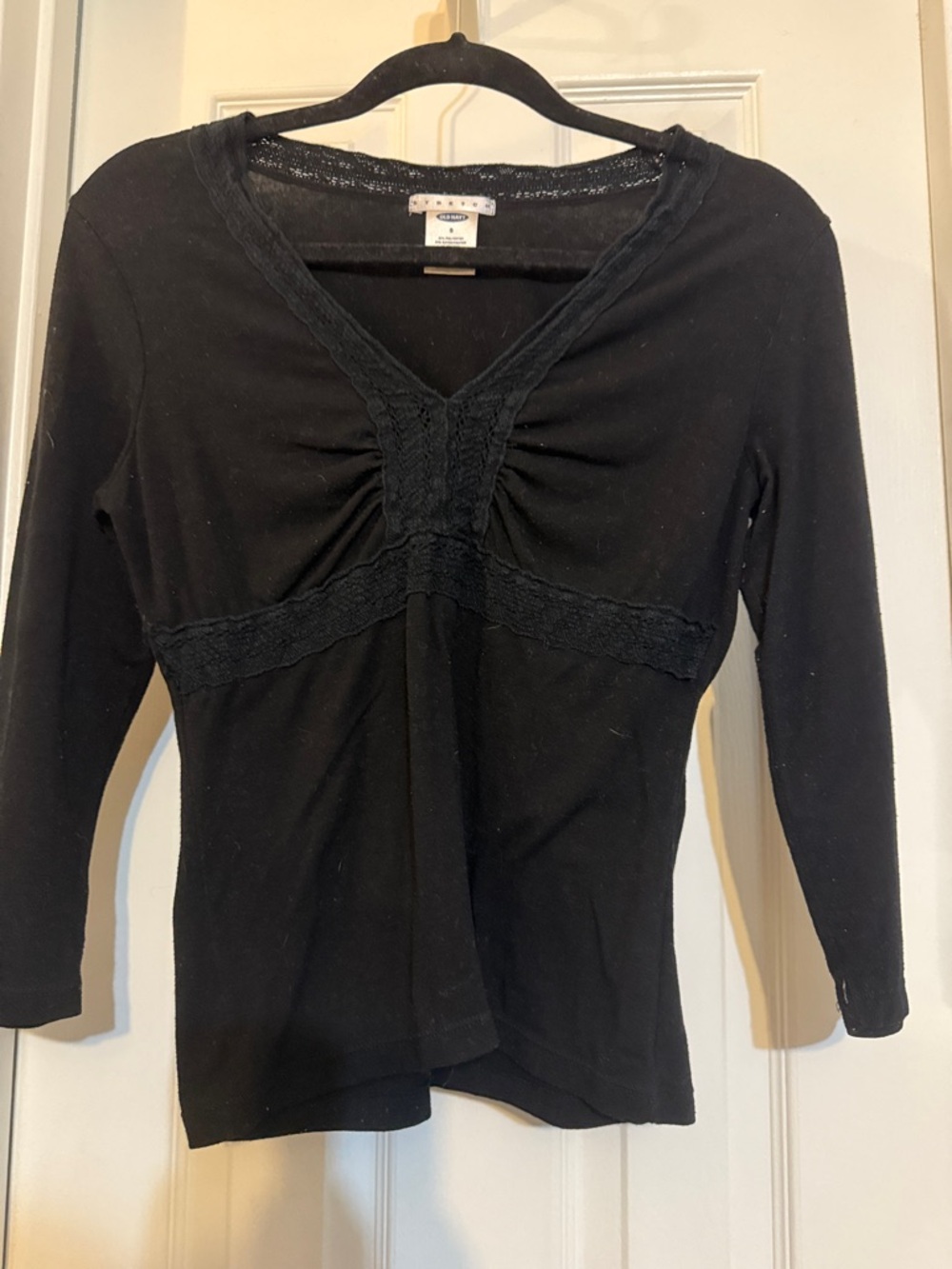 Old Navy Black Lace-Trim V-Neck Long Sleeve Top